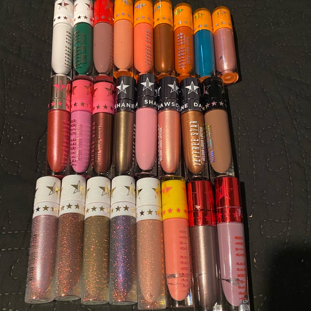 25 Jeffree Star liquid lipsticks & Bag